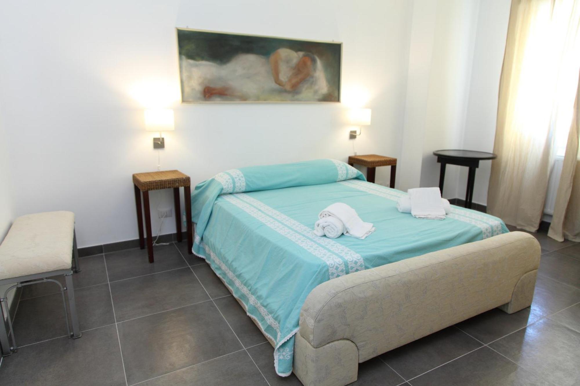 Family House - By Vacation Service Cefalù Exteriér fotografie