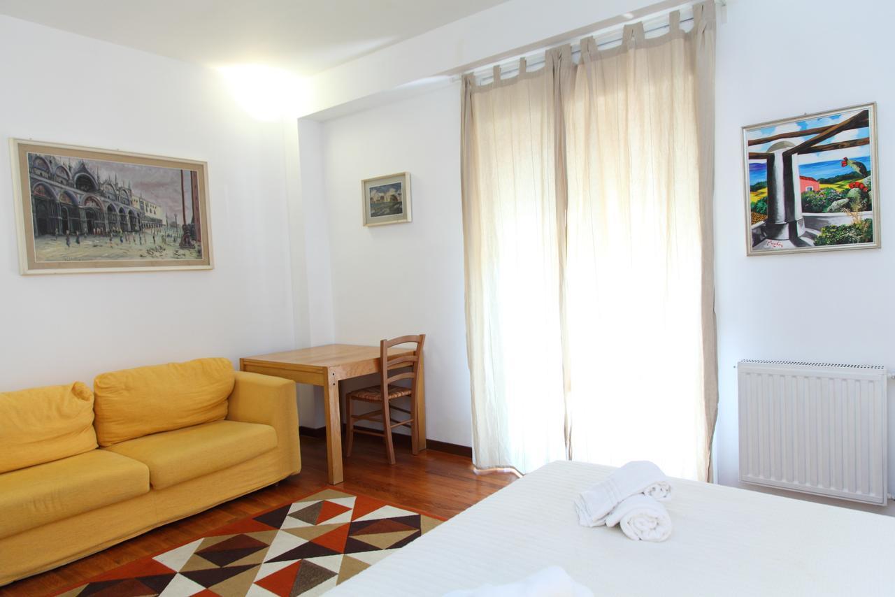 Family House - By Vacation Service Cefalù Exteriér fotografie