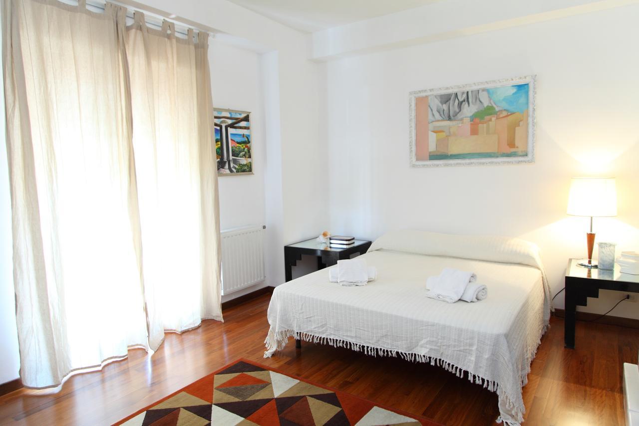 Family House - By Vacation Service Cefalù Exteriér fotografie